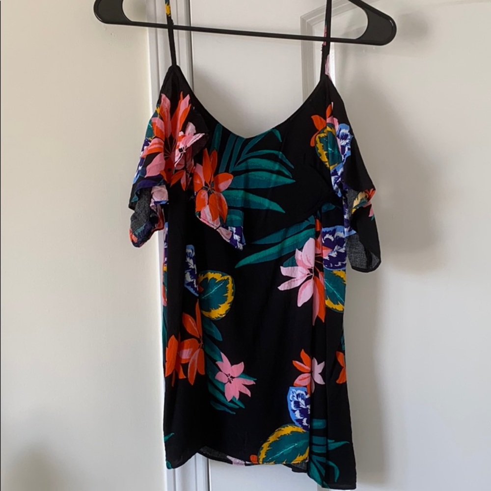 Floral cold-shoulder top